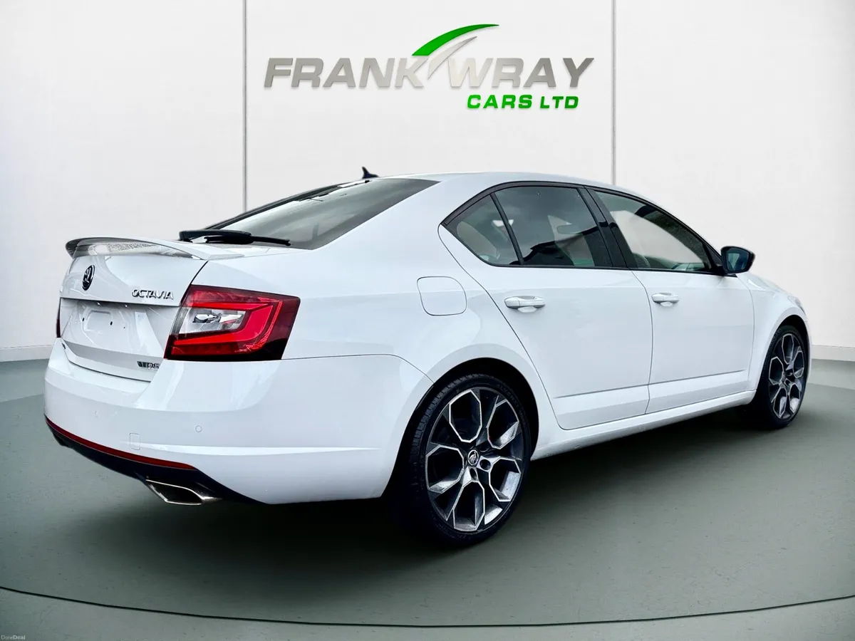 2018 SKODA OCTAVIA VRS 2.0 TDI 4X4 184 BHP *DSG* - Image 5