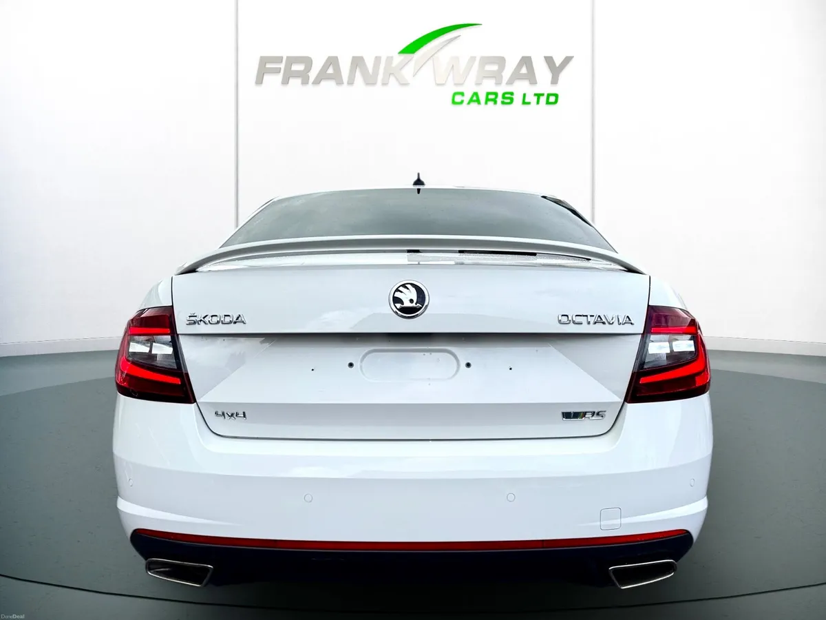 2018 SKODA OCTAVIA VRS 2.0 TDI 4X4 184 BHP *DSG* - Image 6