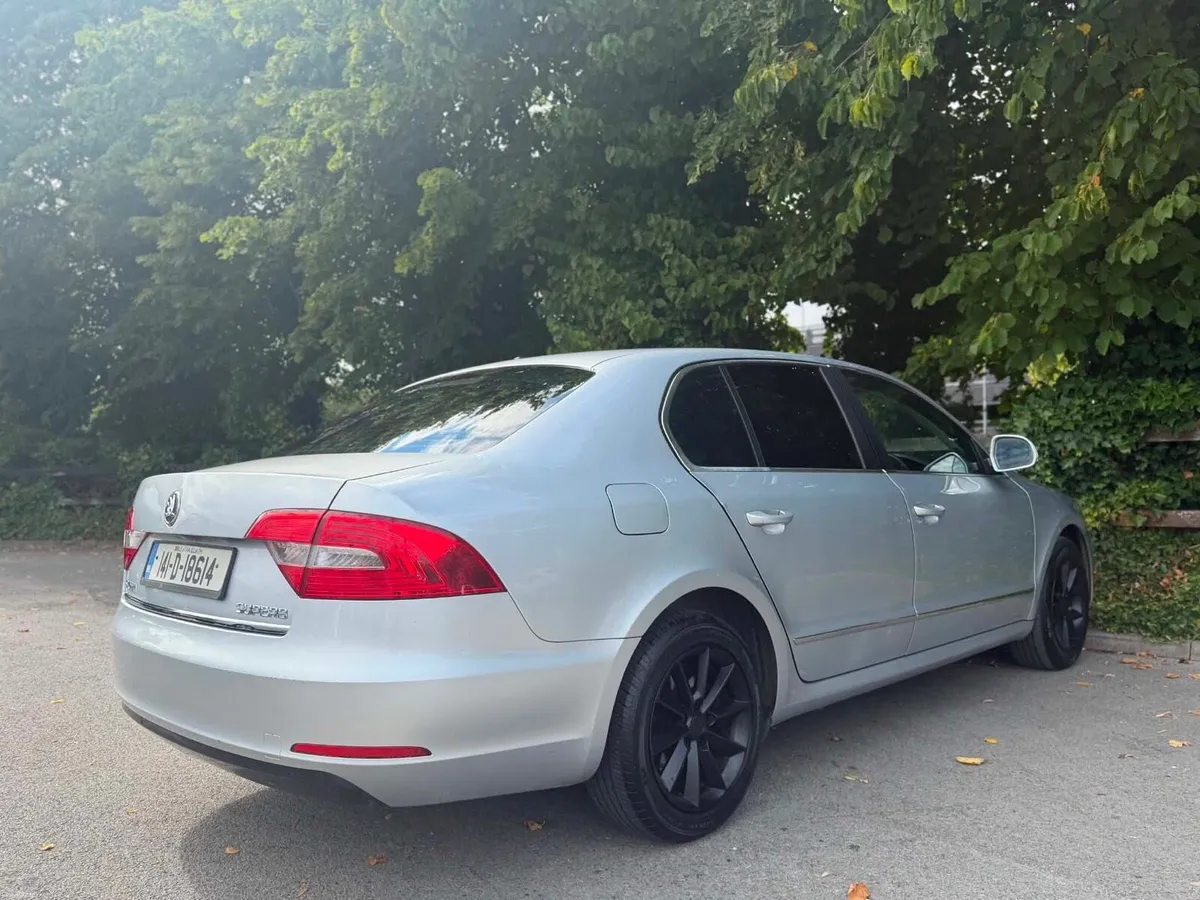 Skoda superb automatic - Image 6