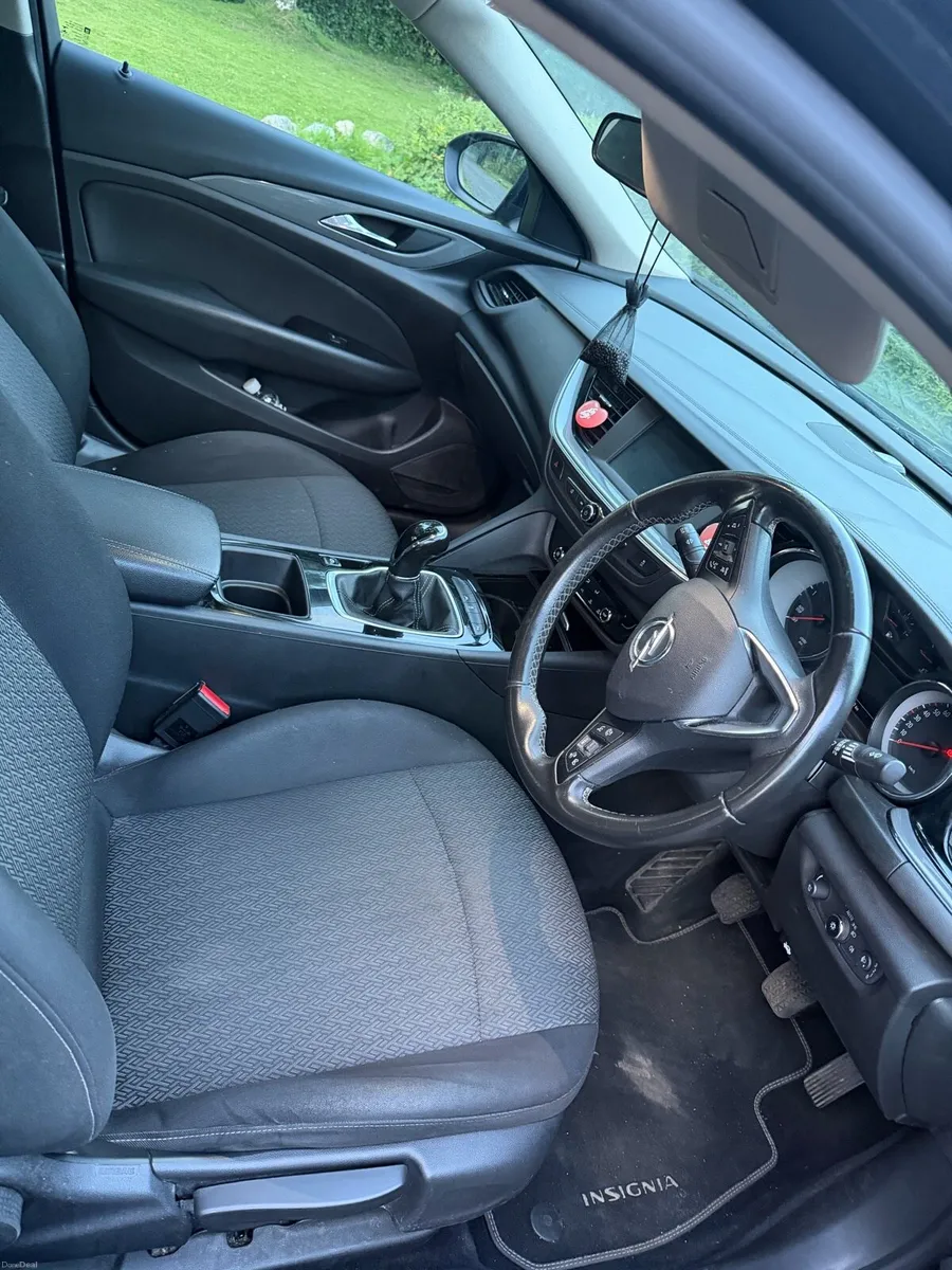 Opel insignia - Image 6