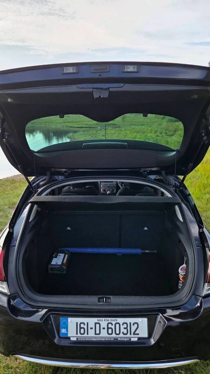 Citroën C4 Automatic 1.6 HDI 2016 - Image 5