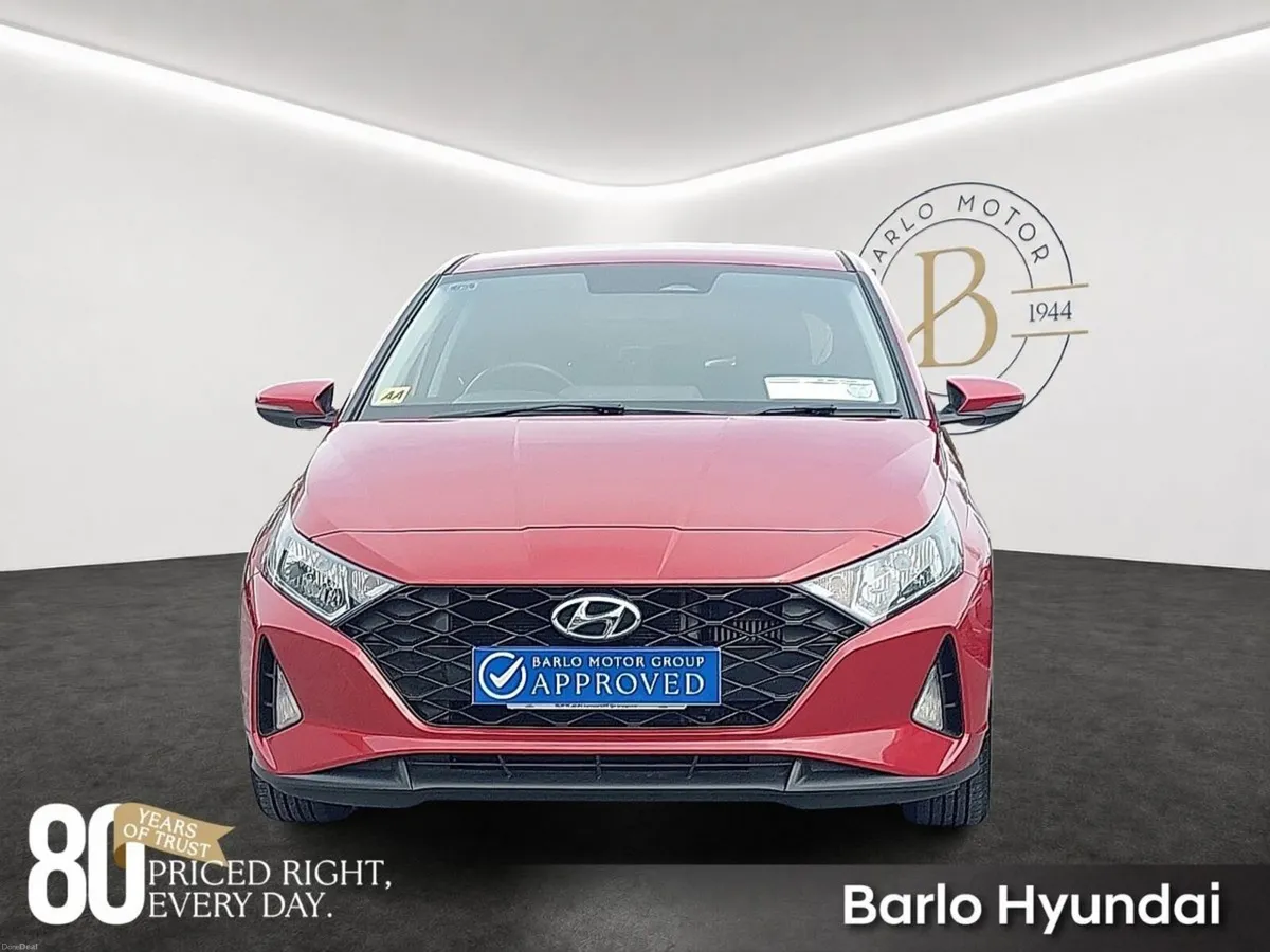 Hyundai i20 Deluxe Plus 1.0i Auto - Image 3