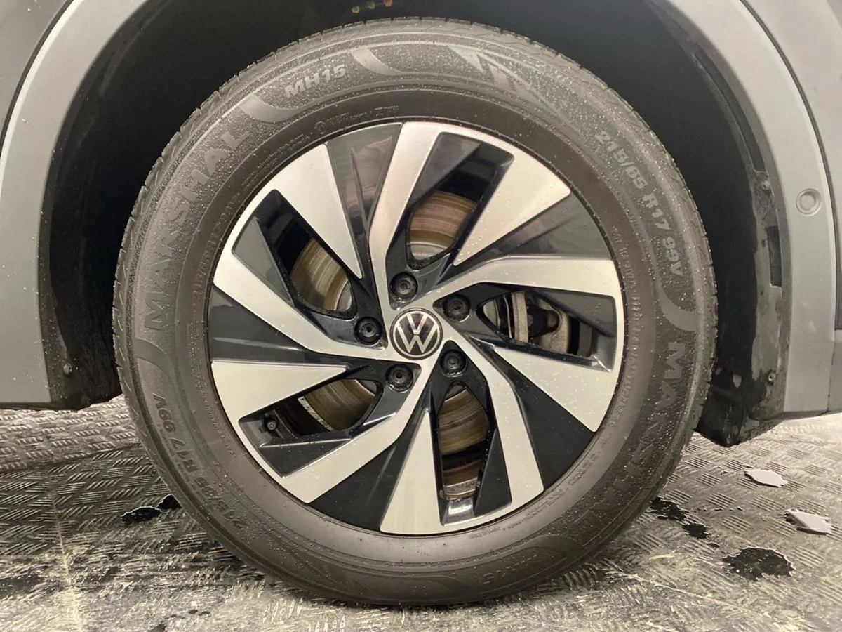 Volkswagen Tiguan 2.0 TDI 150HP Life DSG - Image 5