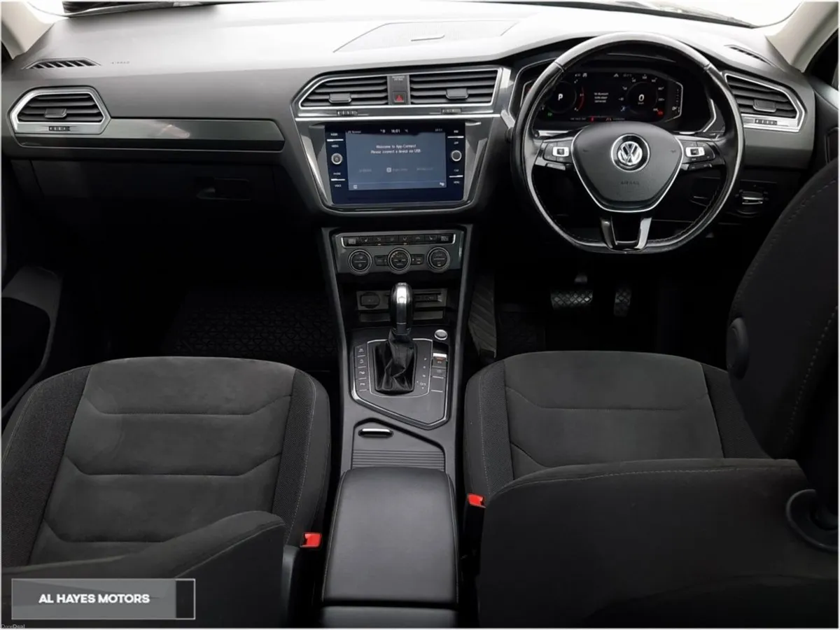 Volkswagen Tiguan **FLASH SALE**R-LINE **AUTOMATIC - Image 2