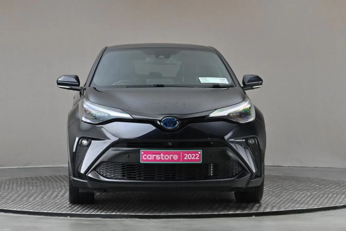 Toyota C-HR 1.8 HYBRID **HALF LEATHER**360 PAN CAM - Image 2