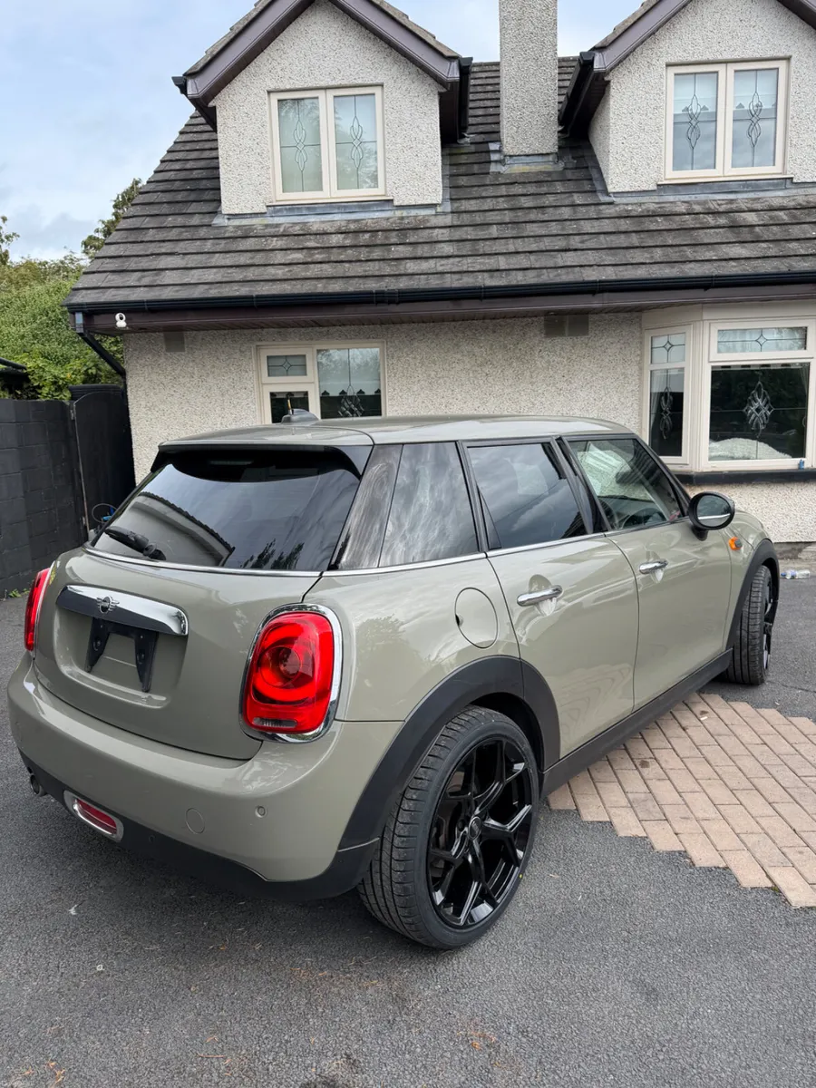 Mini 2018 1.5 Auto - Image 6