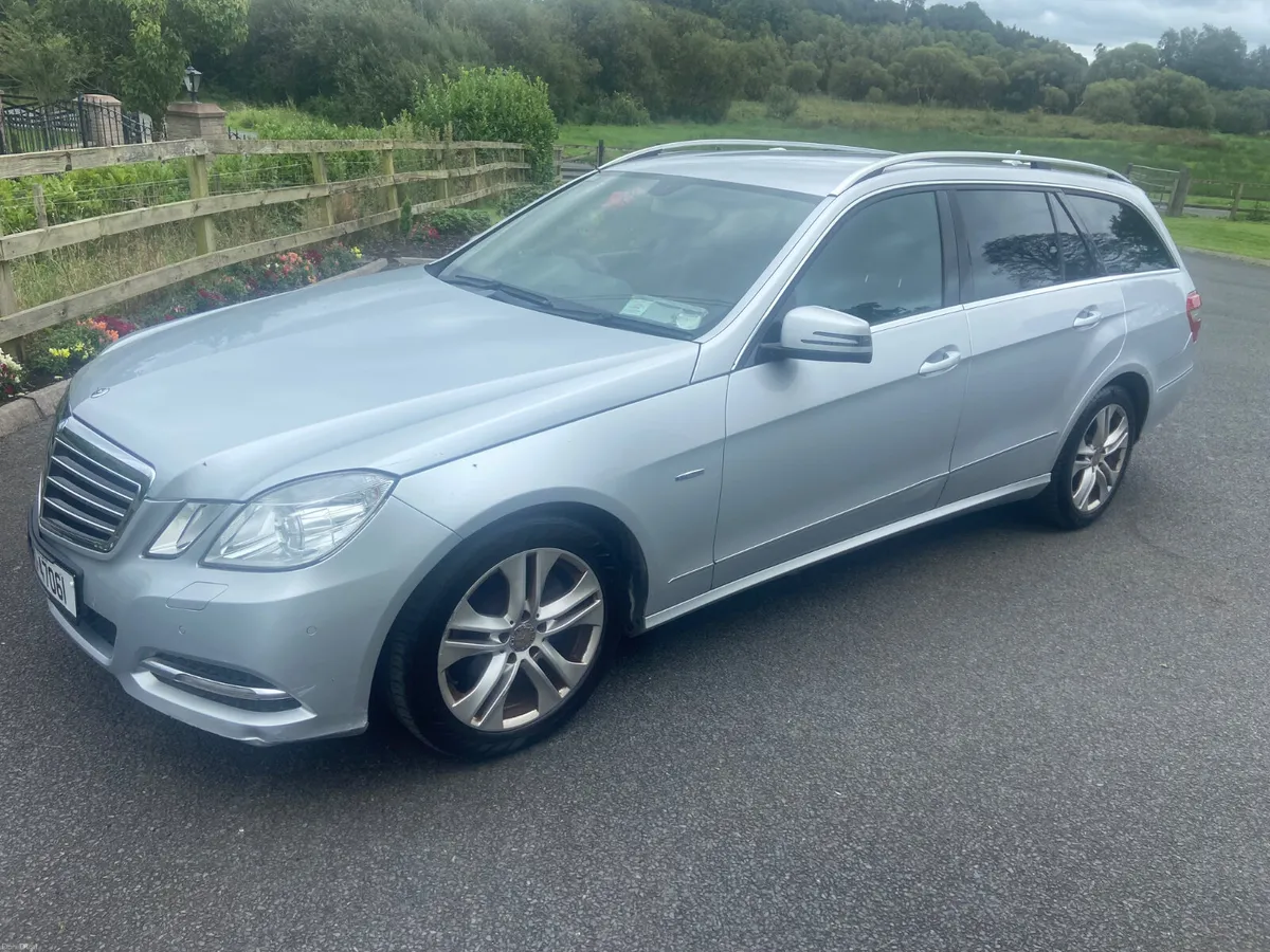 Mercedes-Benz E-Class 2012 2.2 auto - Image 1