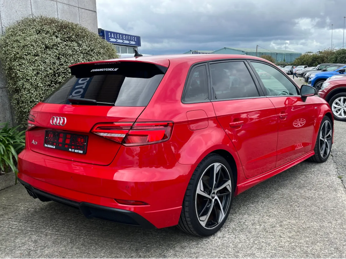 Audi A3 SB HATCH S-LINE BLACK EDITION AUTOMATIC 1. - Image 4