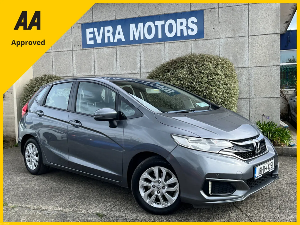 Honda Jazz SE i-VTEC 1.3 PETROL - Image 1
