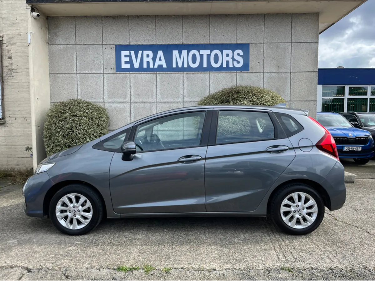 Honda Jazz SE i-VTEC 1.3 PETROL - Image 6