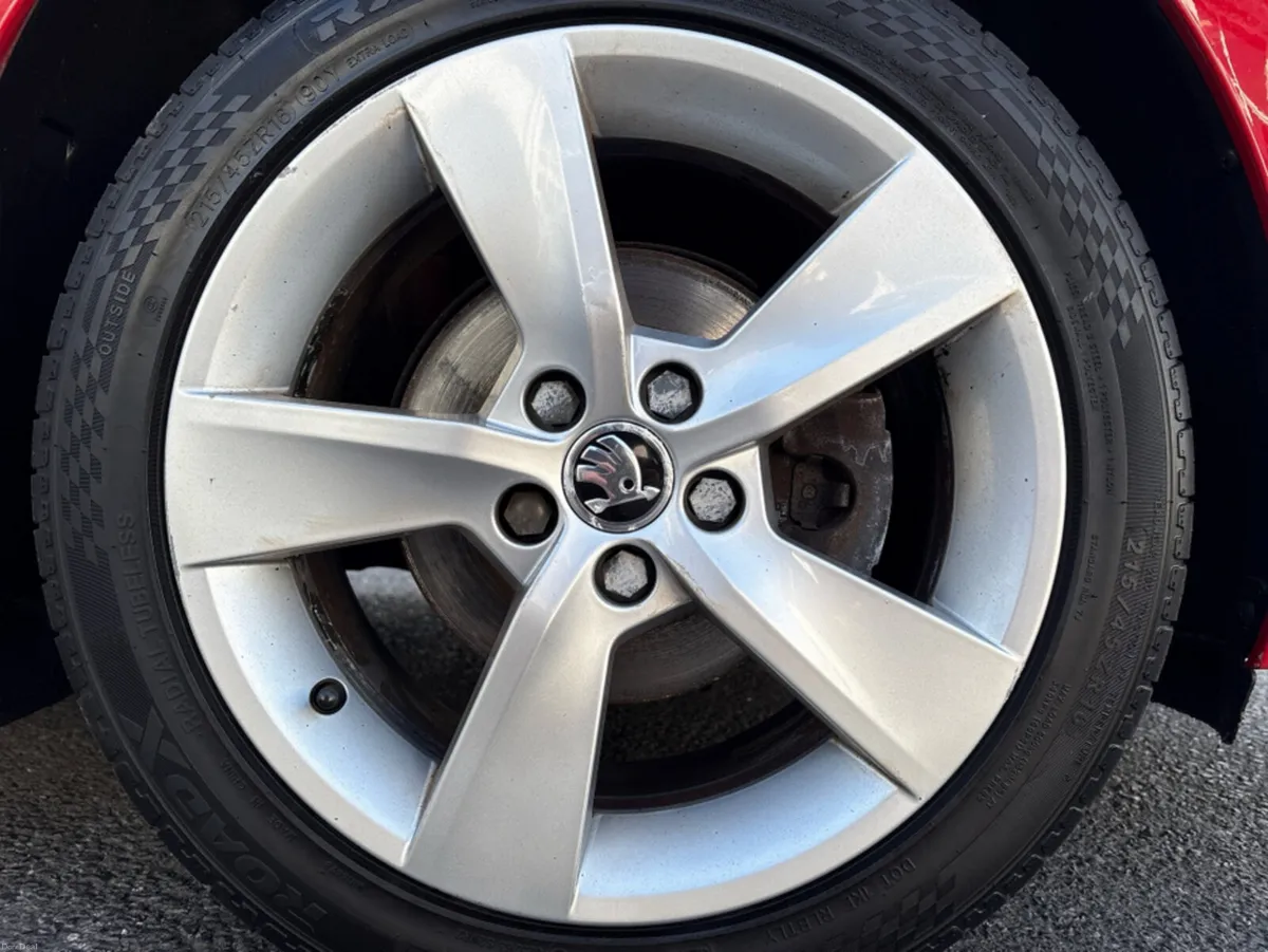 Skoda Rapid SPORTBACK AMBITION 1.0 TSI 95BHP 4DR - Image 5