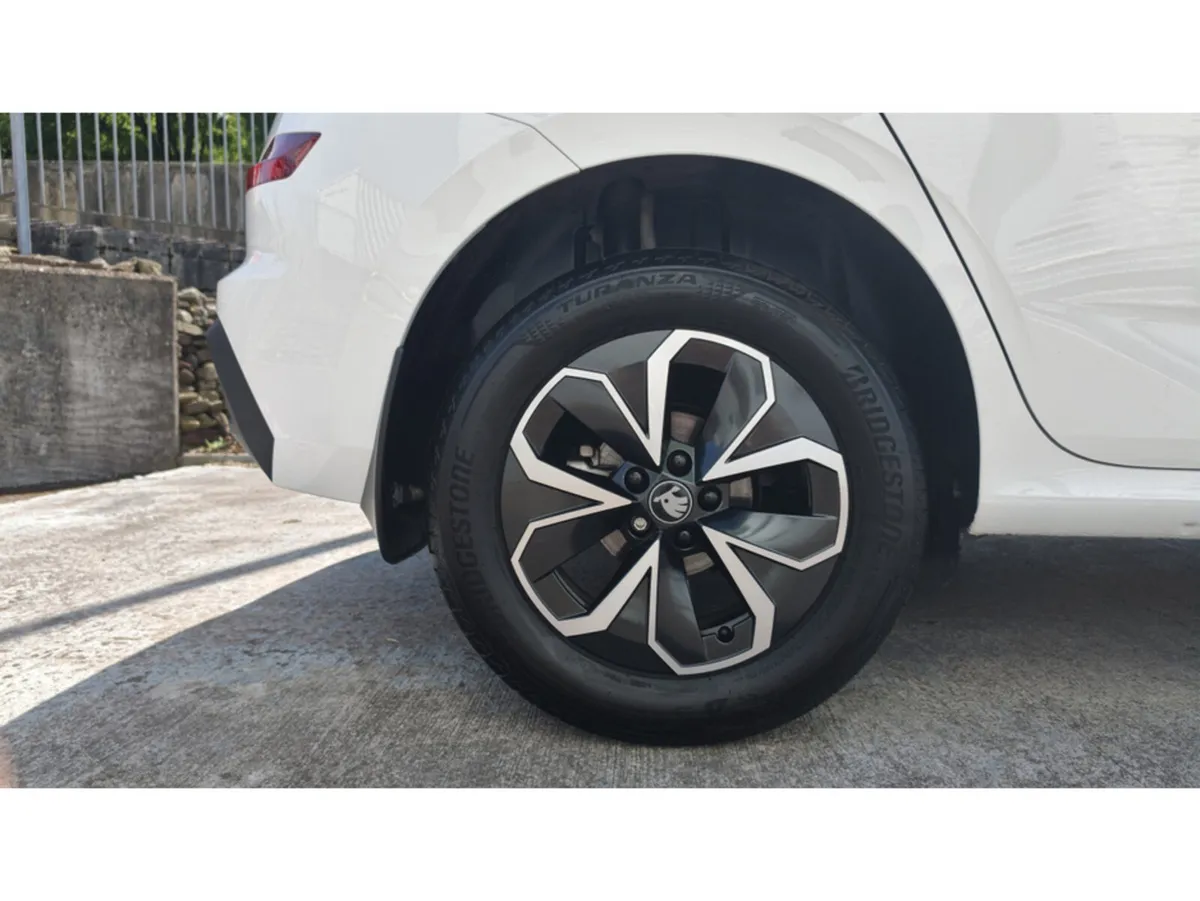 Skoda Kamiq KAMIQ SELECTION 1.0TSI 115 BHP-WITH UP - Image 1