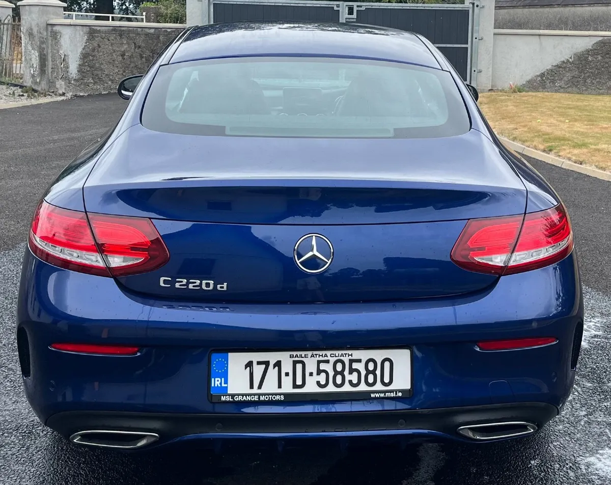 Mercedes-Benz C-Class 2017 - Image 3