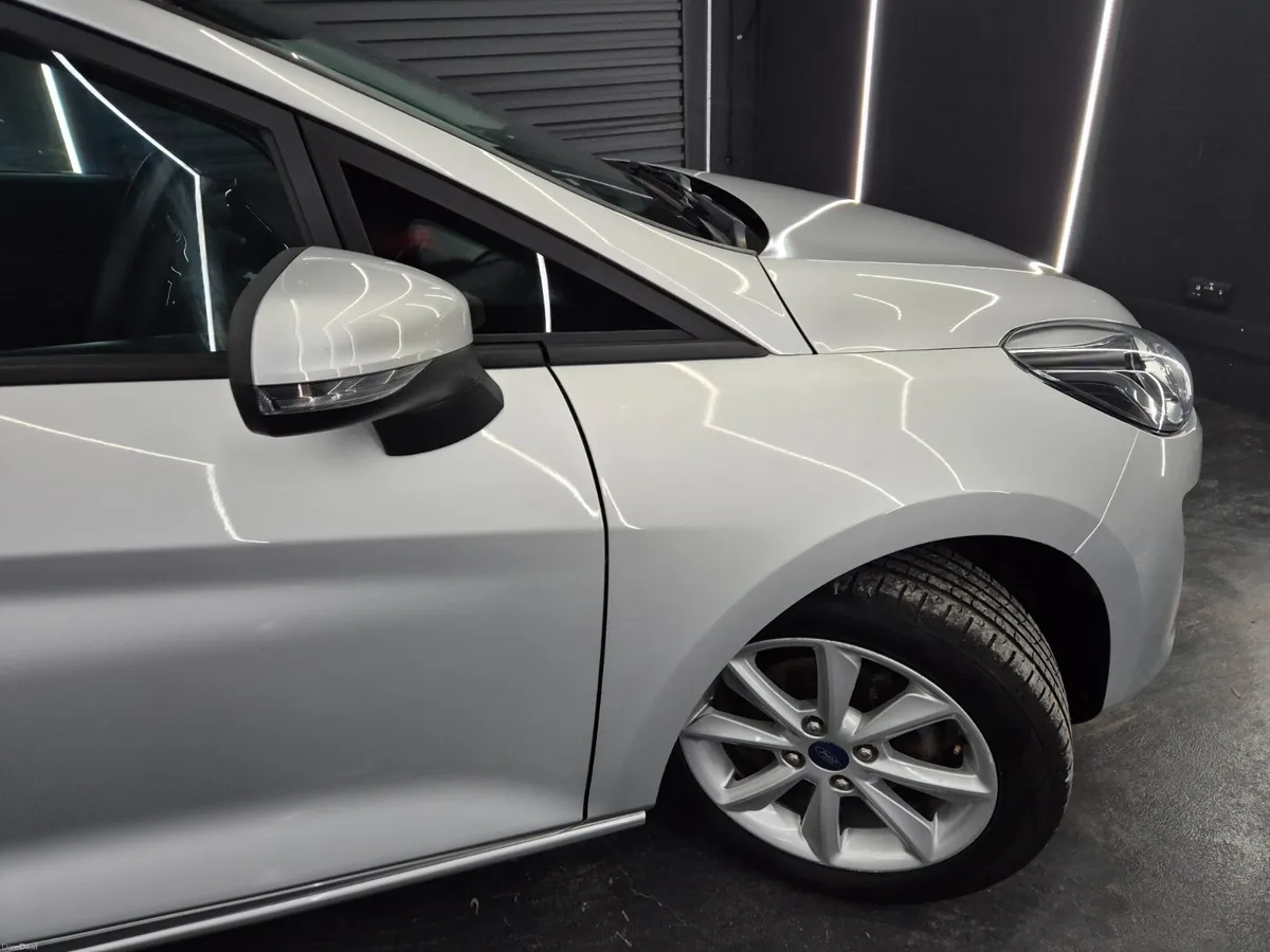 Ford Fiesta 2019 - Image 4