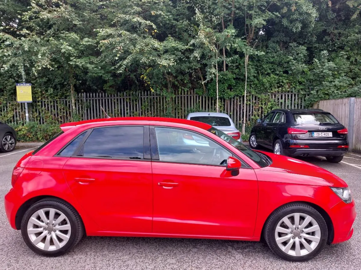 Audi A1 TFSI AUTOMATIC - Image 2