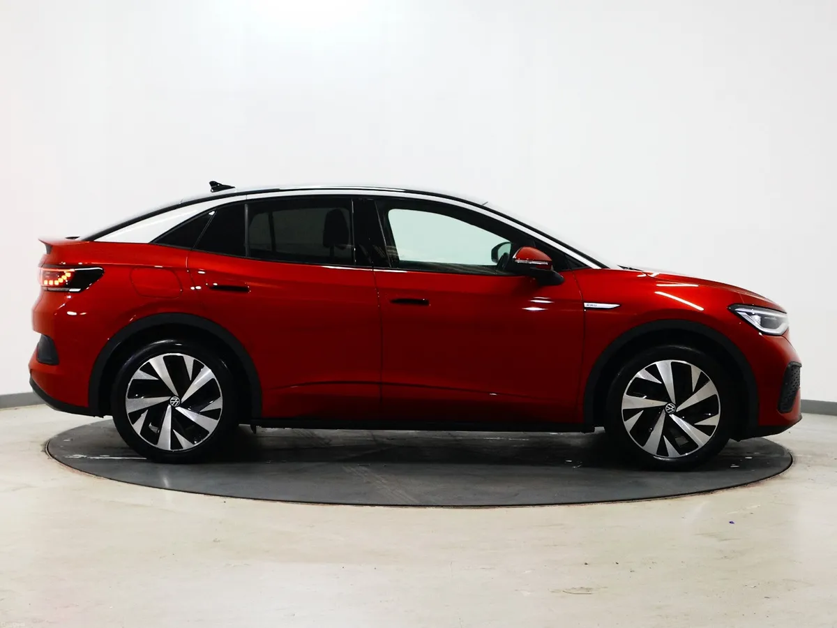 *30* 2023 Volkswagen ID.5 pro - Image 2