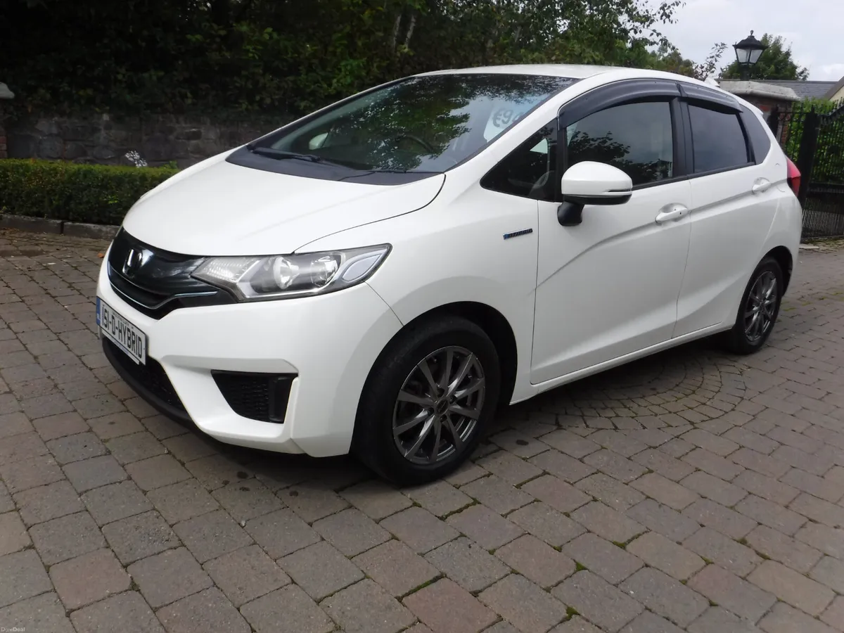HONDA FIT 1.5 AUTO HYBRID L-SPEC ANDROID+CARPLAY - Image 6