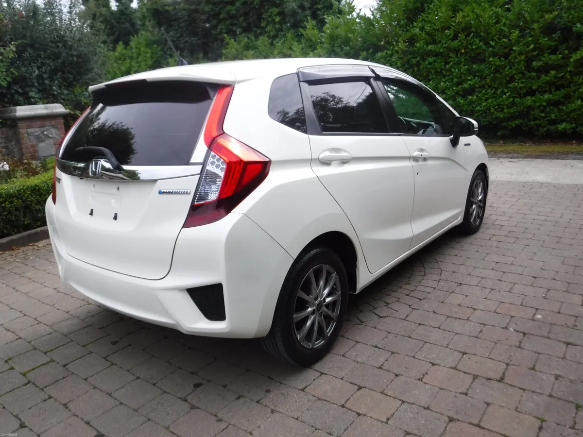 HONDA FIT 1.5 AUTO HYBRID L-SPEC ANDROID+CARPLAY - Image 3