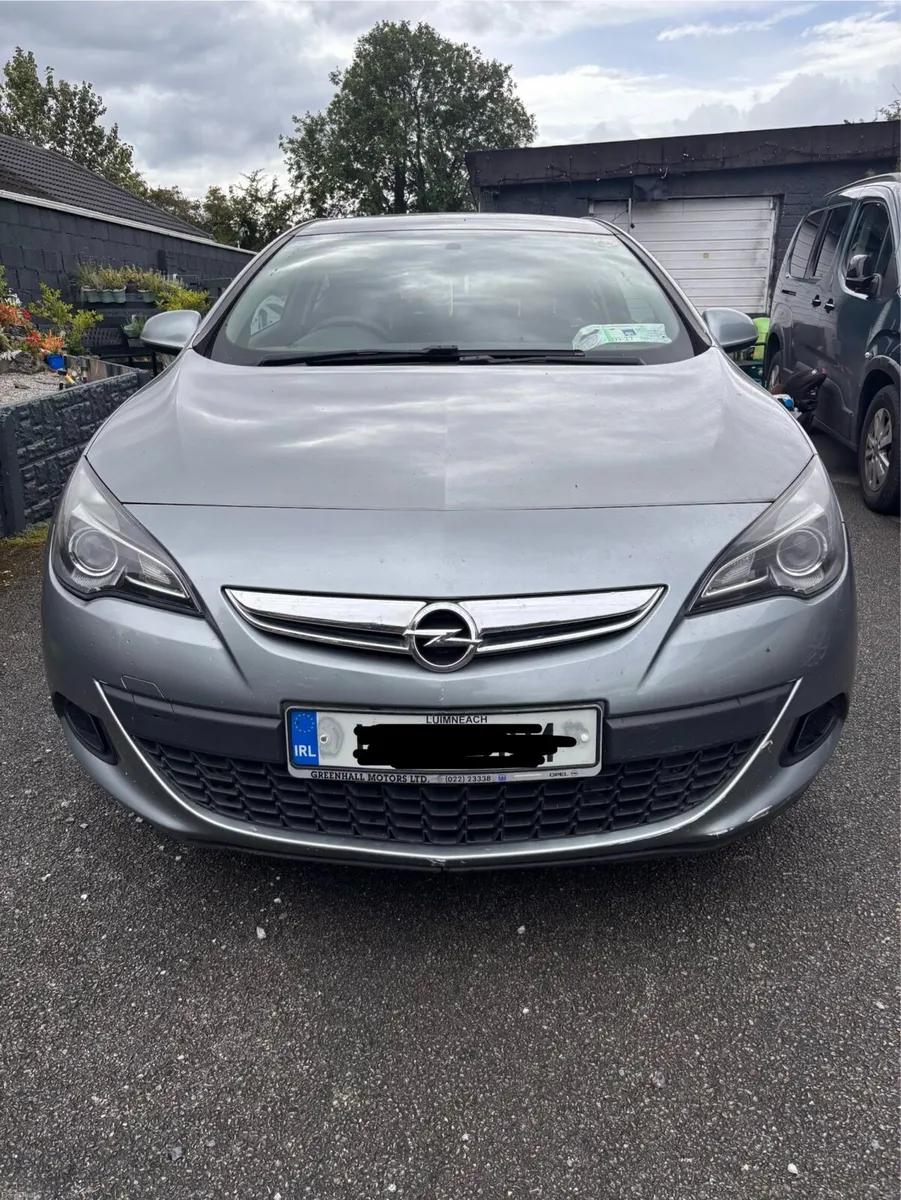 Opel Astra gtc - Image 1