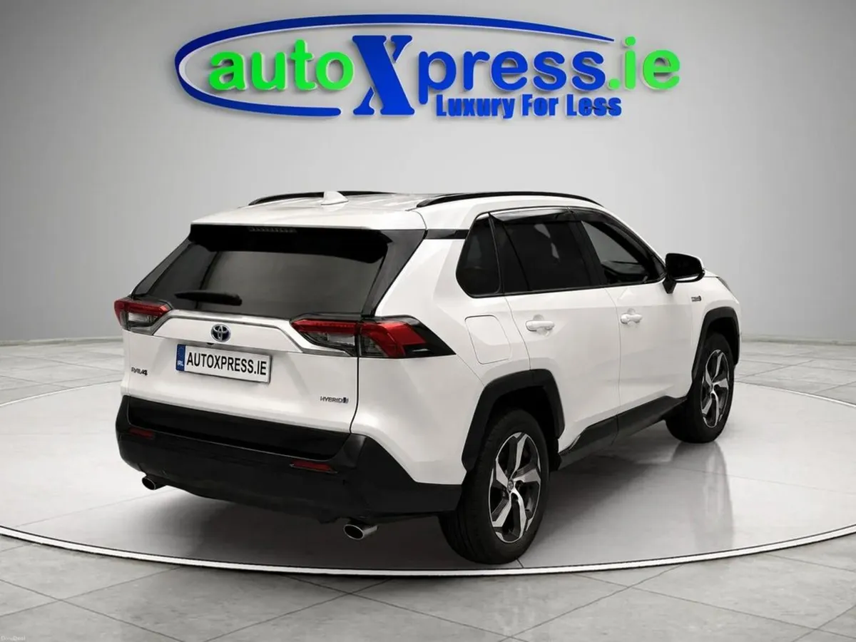 Toyota RAV4 4WD Plug-in, Sunroof, Low mileage, Aut - Image 2