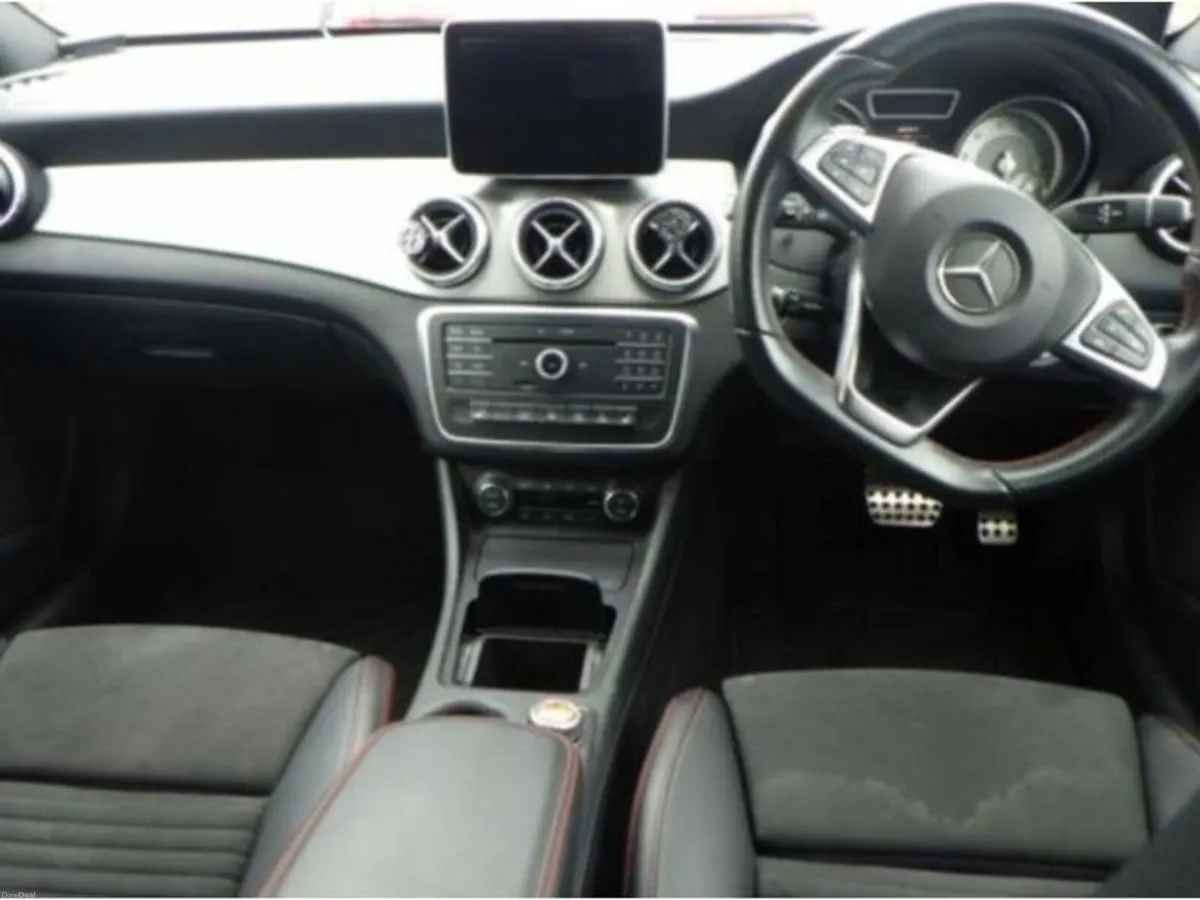 Mercedes-Benz CLA CLA 180 Shooting Brake Sport 1.6 - Image 5