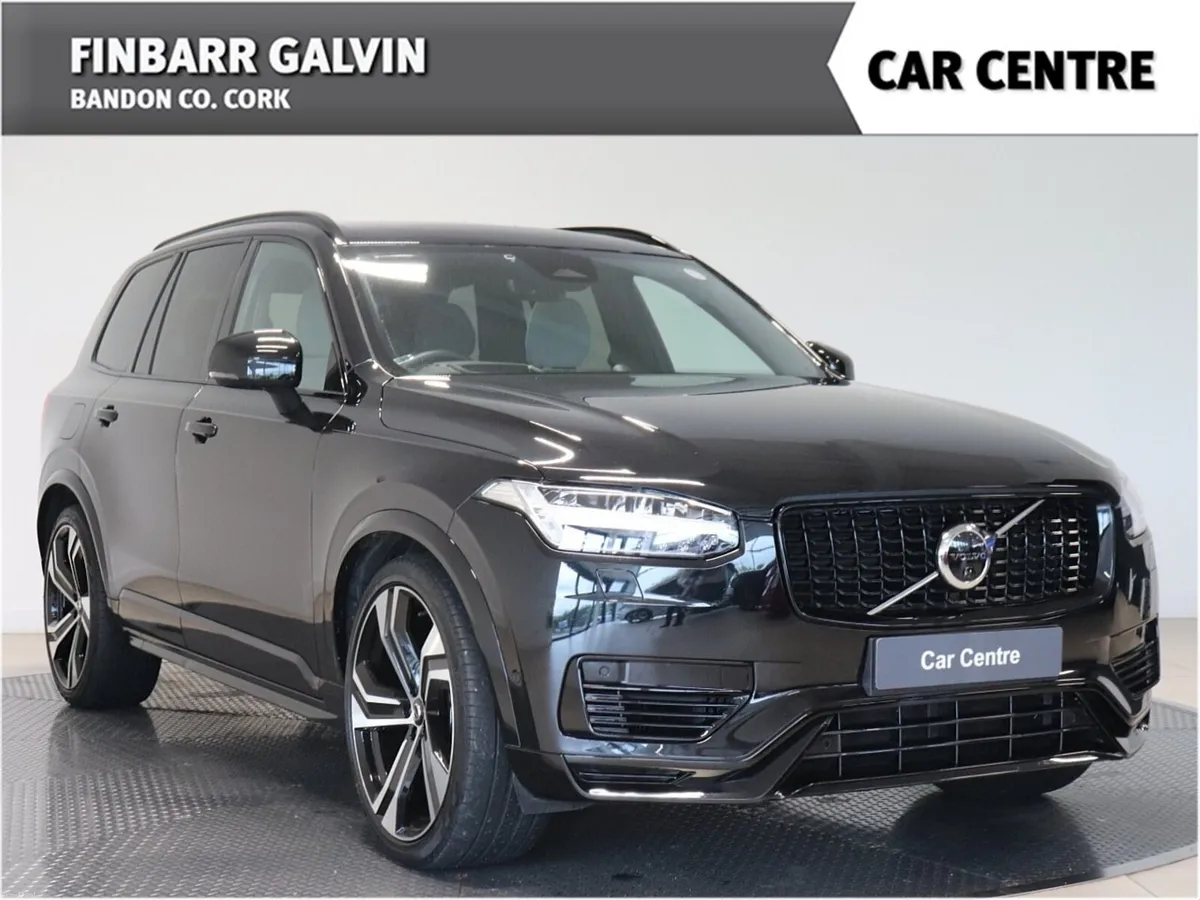 Volvo XC90 - Image 1