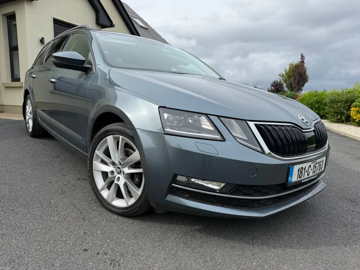 2018(181) Skoda Octavia 1.6 Diesel DSG Combi Style - Image 5