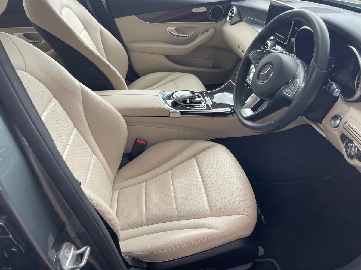 2018 MERCEDES C200 IVORY LEATHER only 98000kms - Image 2