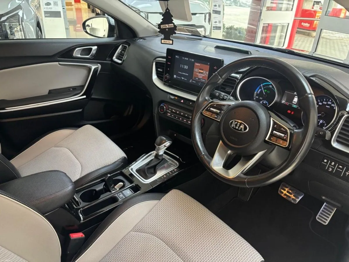 Kia Ceed Wagon PHEV Auto - Image 5
