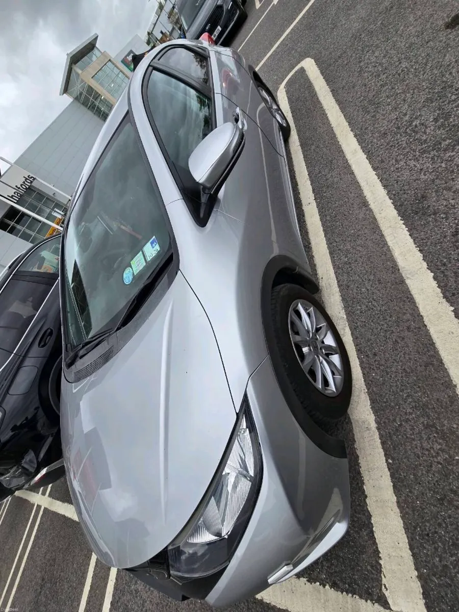 Car - Image 6