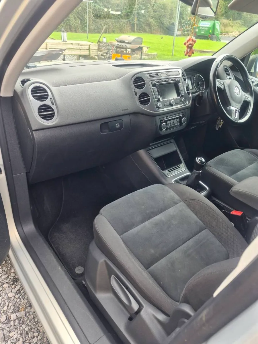 2015 VW Tiguan - Image 6