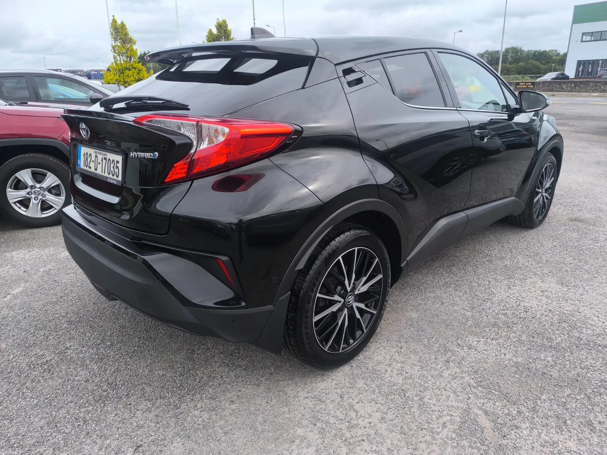 182 Toyota C-HR Sol - Image 5