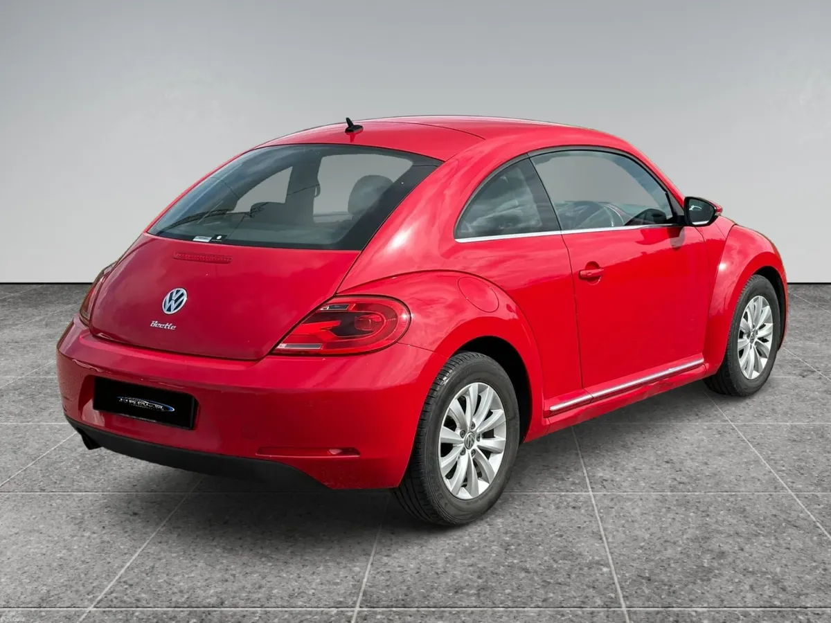 Volkswagen Beetle *Automatic* - Image 6