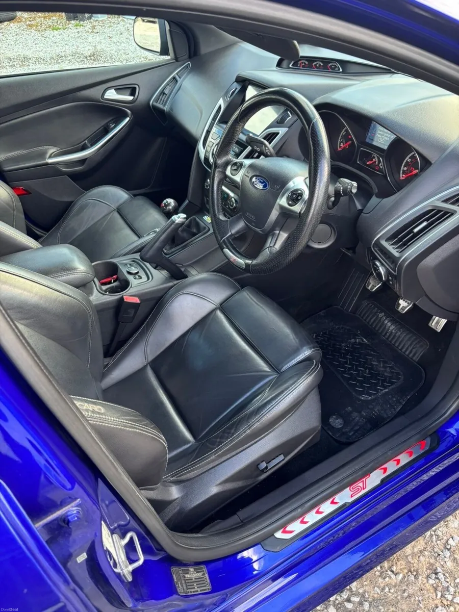 Ford Focus 2014 - Image 6