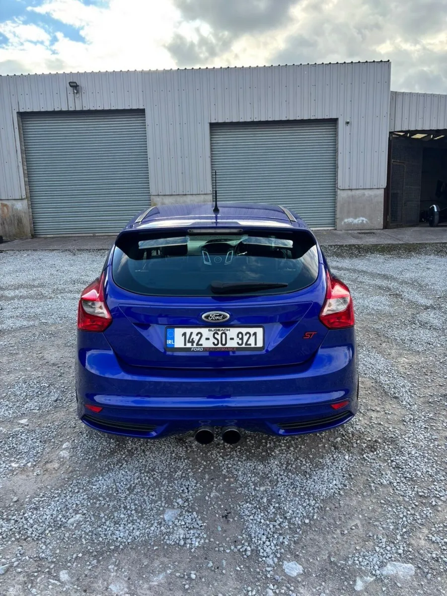 Ford Focus 2014 - Image 4