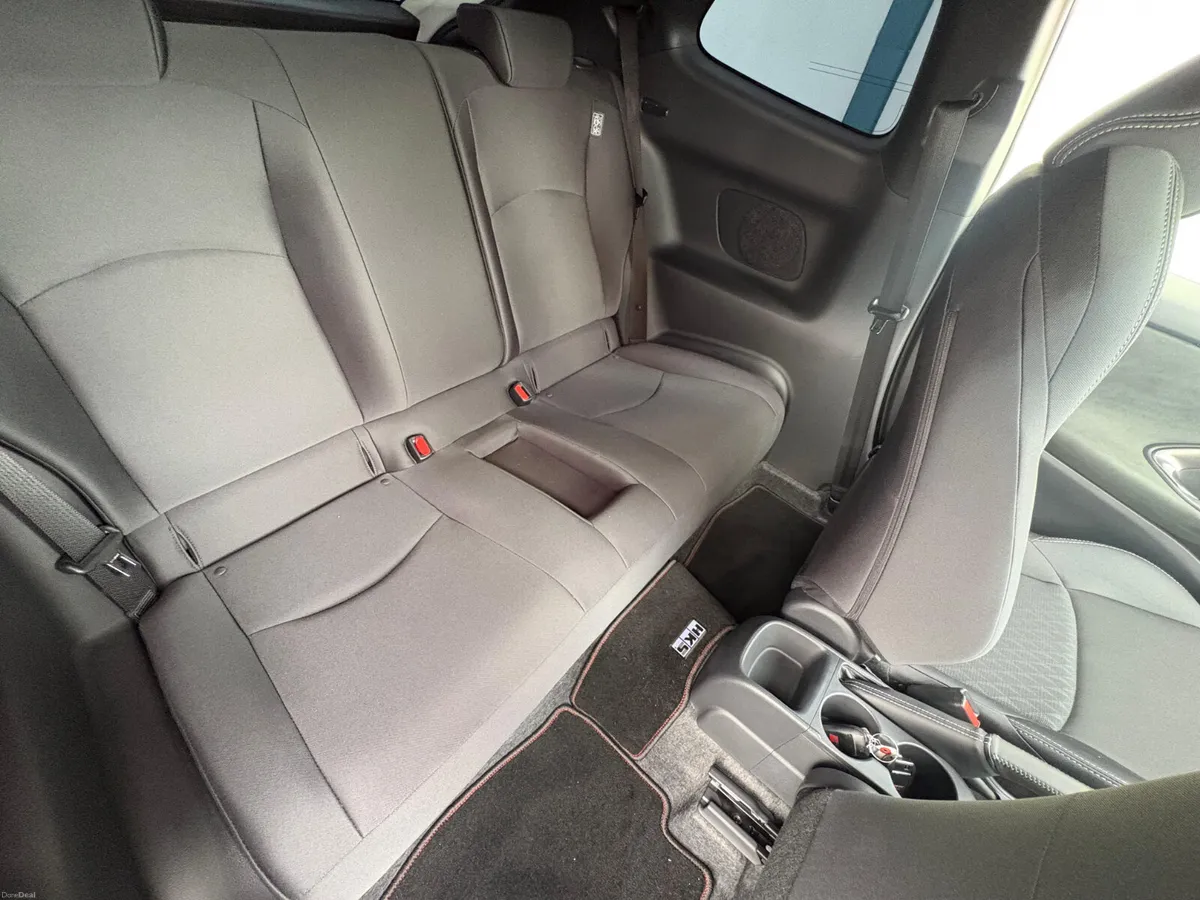 TOYOTA GR YARIS - Image 6