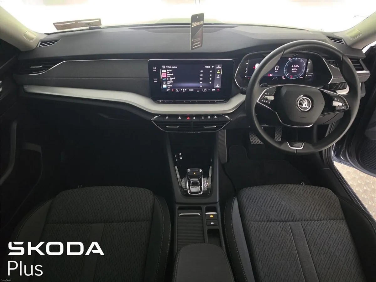 Skoda Octavia 2.0 TDI 115BHP DSG STYLE - Image 2