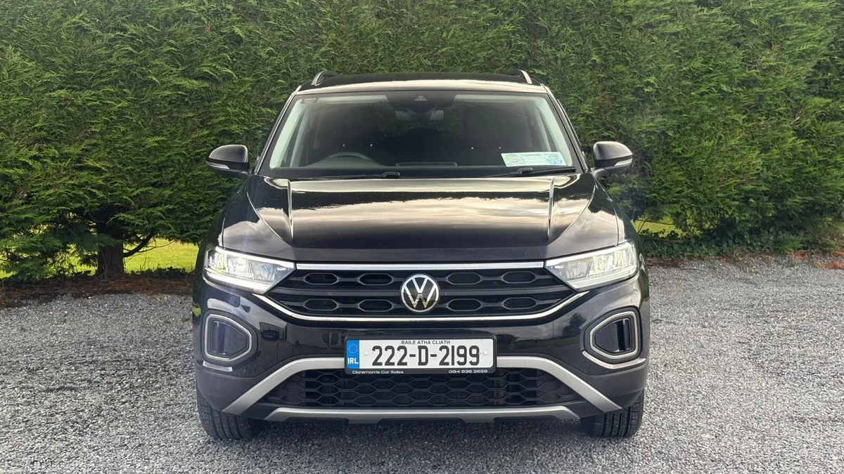 Volkswagen T-Roc 2022 - Image 2