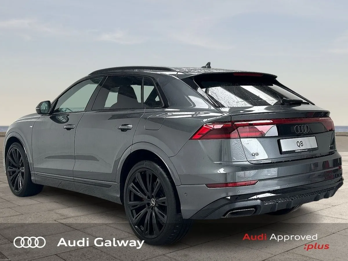 Audi Q8 €1,034 p/m - COMPETITION TFSI e QUATTRO A/ - Image 4