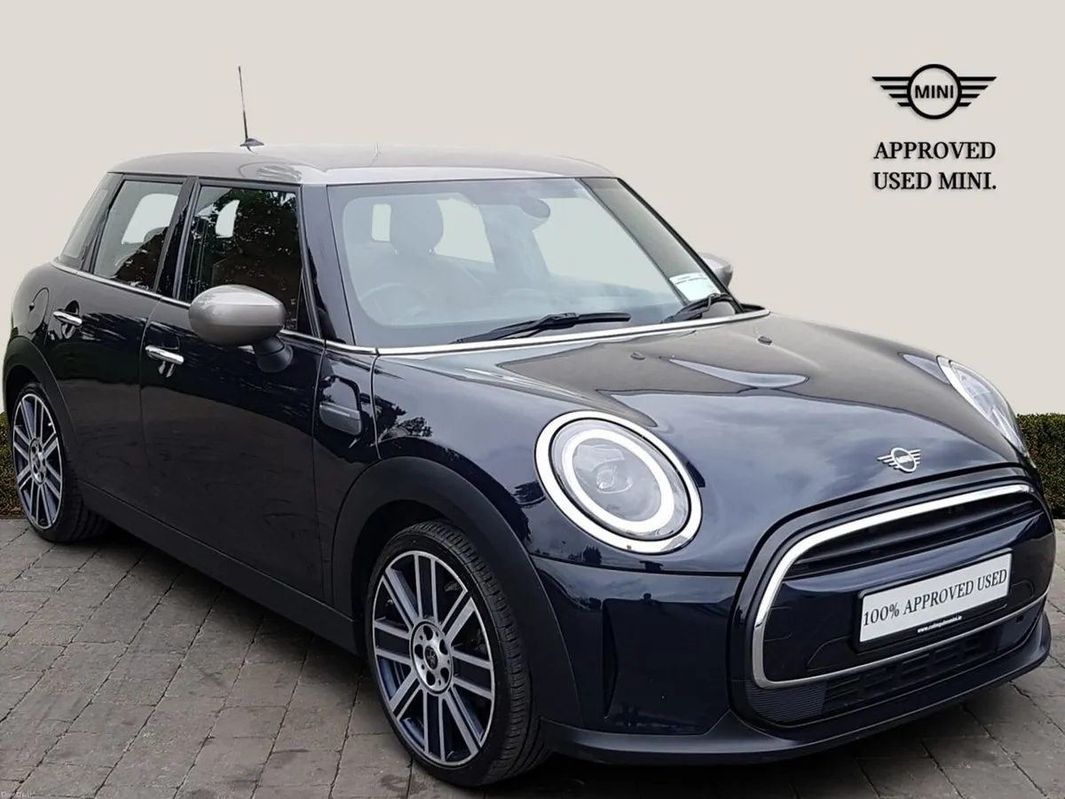 Mini Cooper Cooper Exclusive - Image 1
