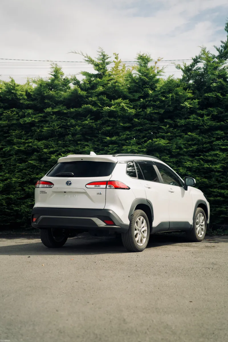Toyota Corolla Cross Hybrid 2022 | Ultra Low Miles - Image 3