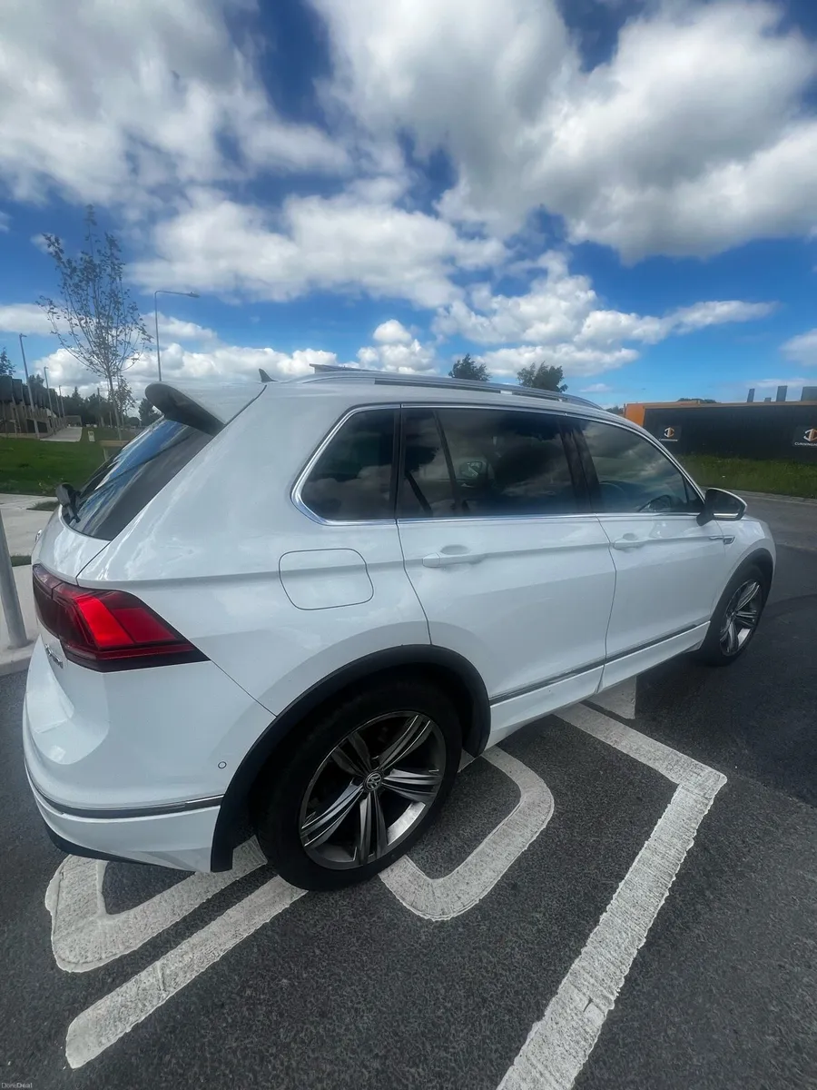 VW Tiguan 2017 R line - Image 6