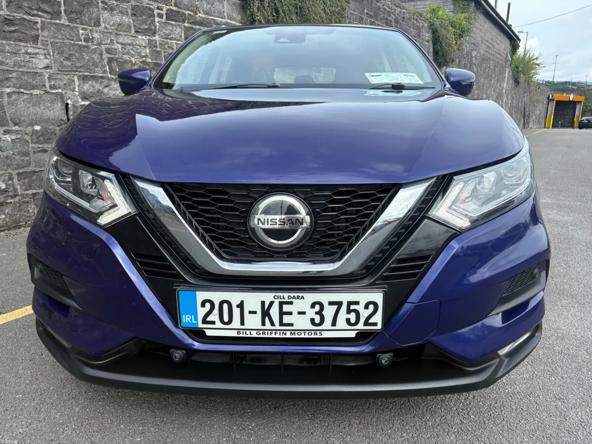 20 Nissan Qashqai AUTO! 1 Owner! - Image 5