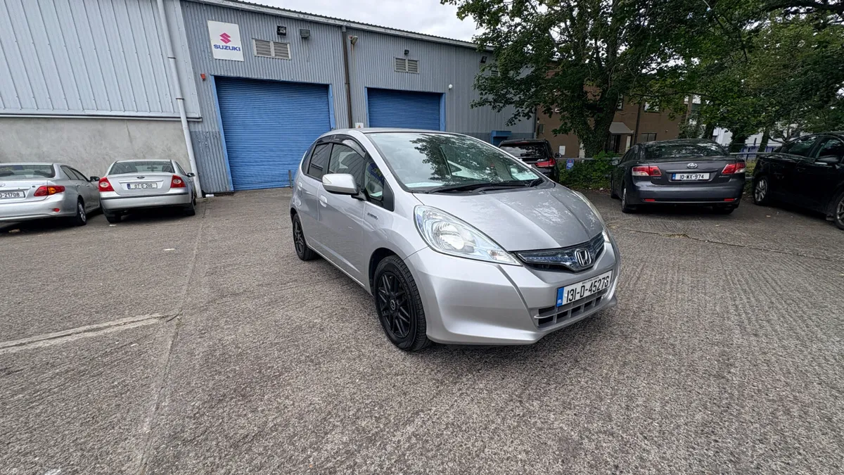 Honda Fit 1.3 Hybrid Petrol 2013 - Image 3