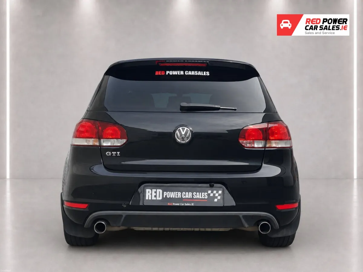 2011 VW GOLF GTI//VERY LOW KM - Image 4