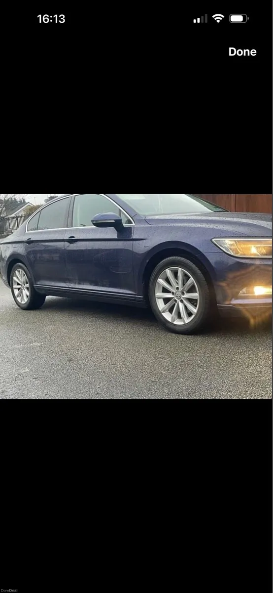 2018 Volkswagen Passat - Image 2