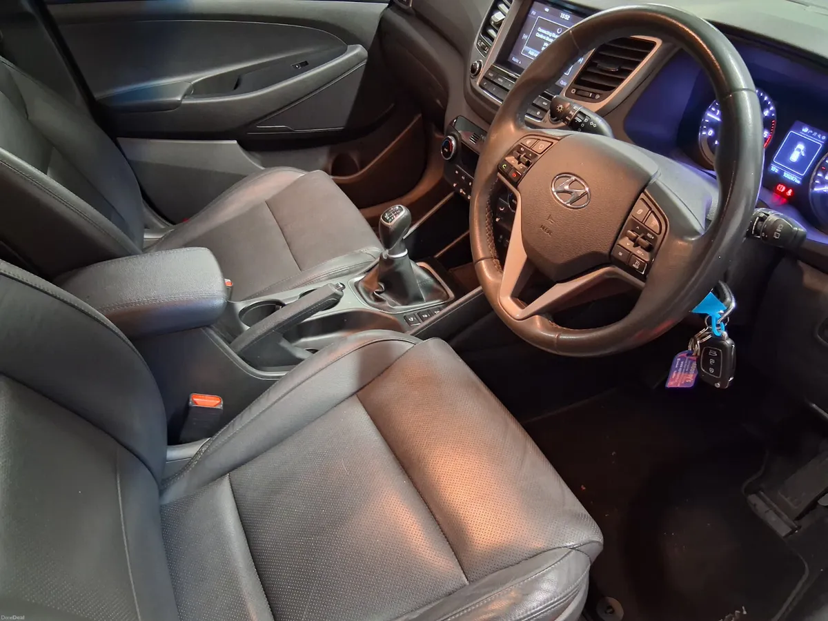 2017 Hyundai Tucson EXECUTIVE - ONLY 106KMS - Image 6