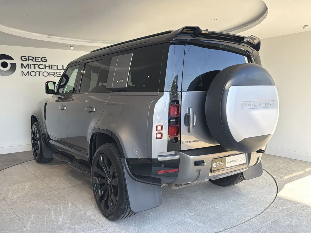 2024 Land Rover Defender 3.0 D300 X-Dynamic HSE 11 - Image 5