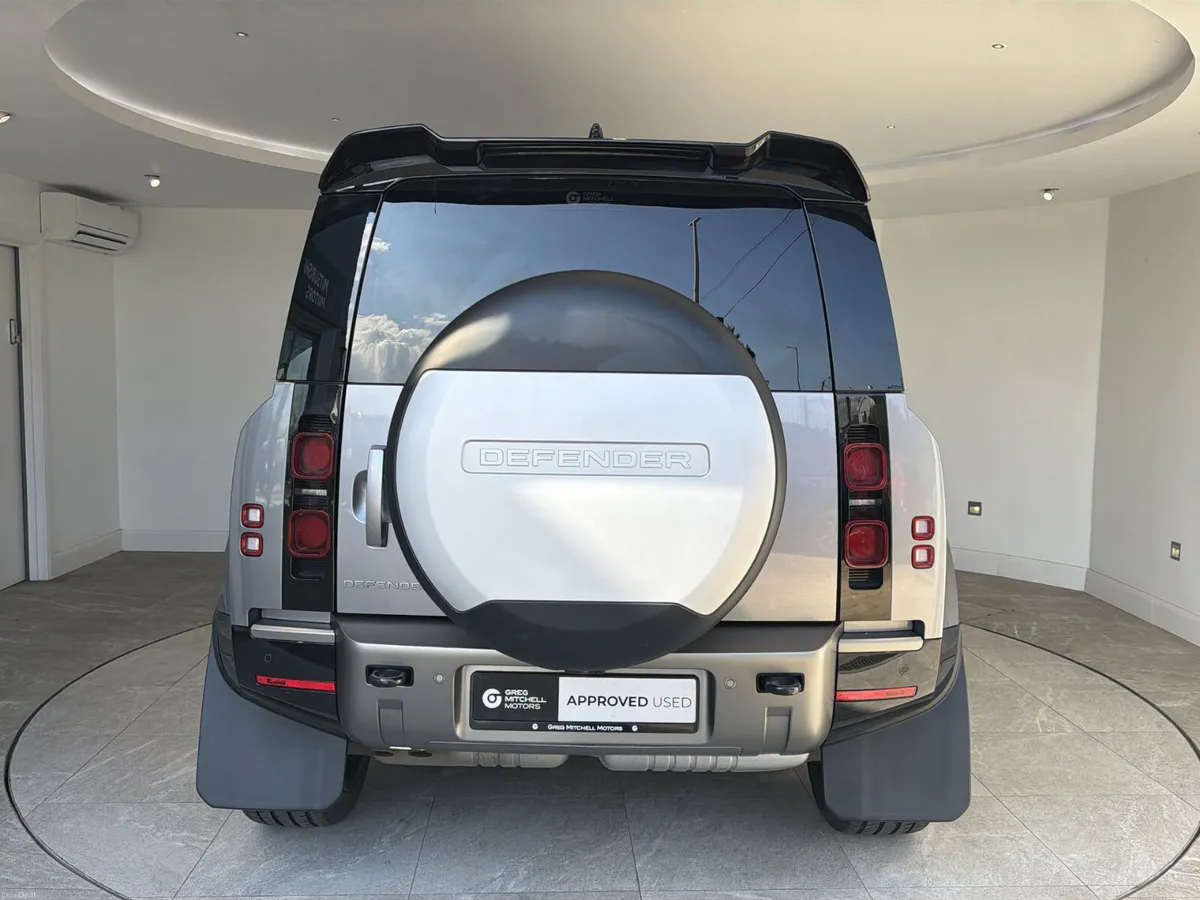 2024 Land Rover Defender 3.0 D300 X-Dynamic HSE 11 - Image 6
