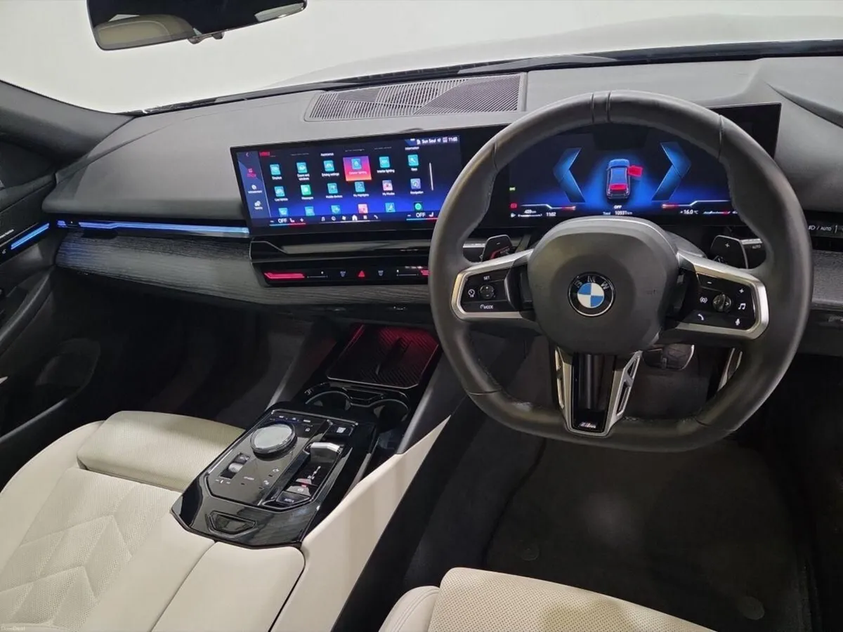 BMW 5-Series 520i M Sport Saloon - Image 6